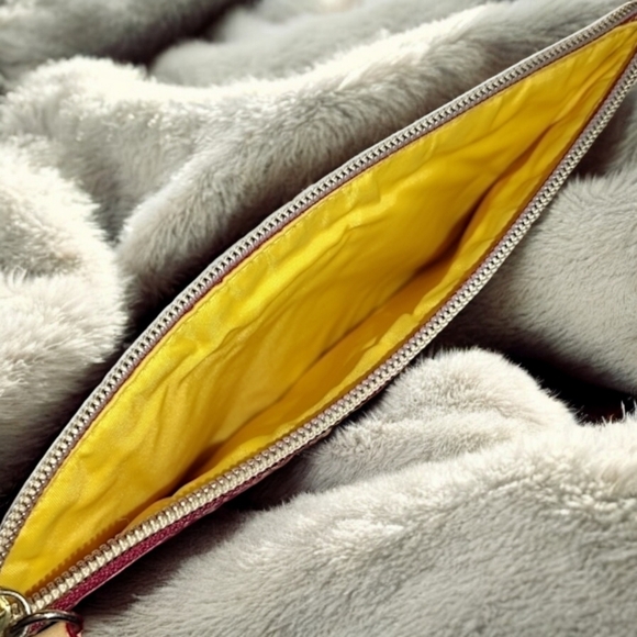 Dooney & Bourke Vintage Zipper Pouch - Picture 3 of 7